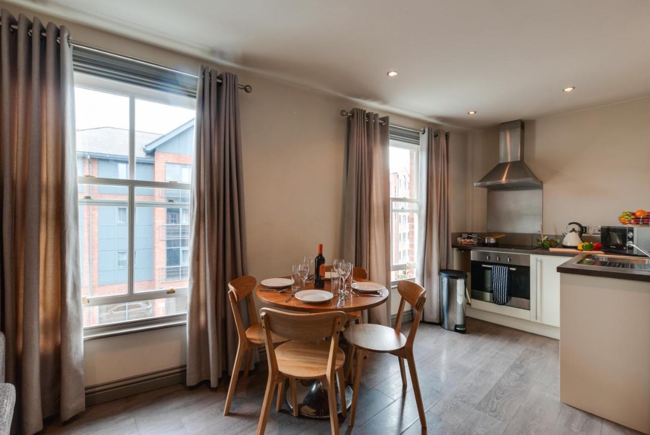 Base Serviced Apartments - City Road Chester Luaran gambar
